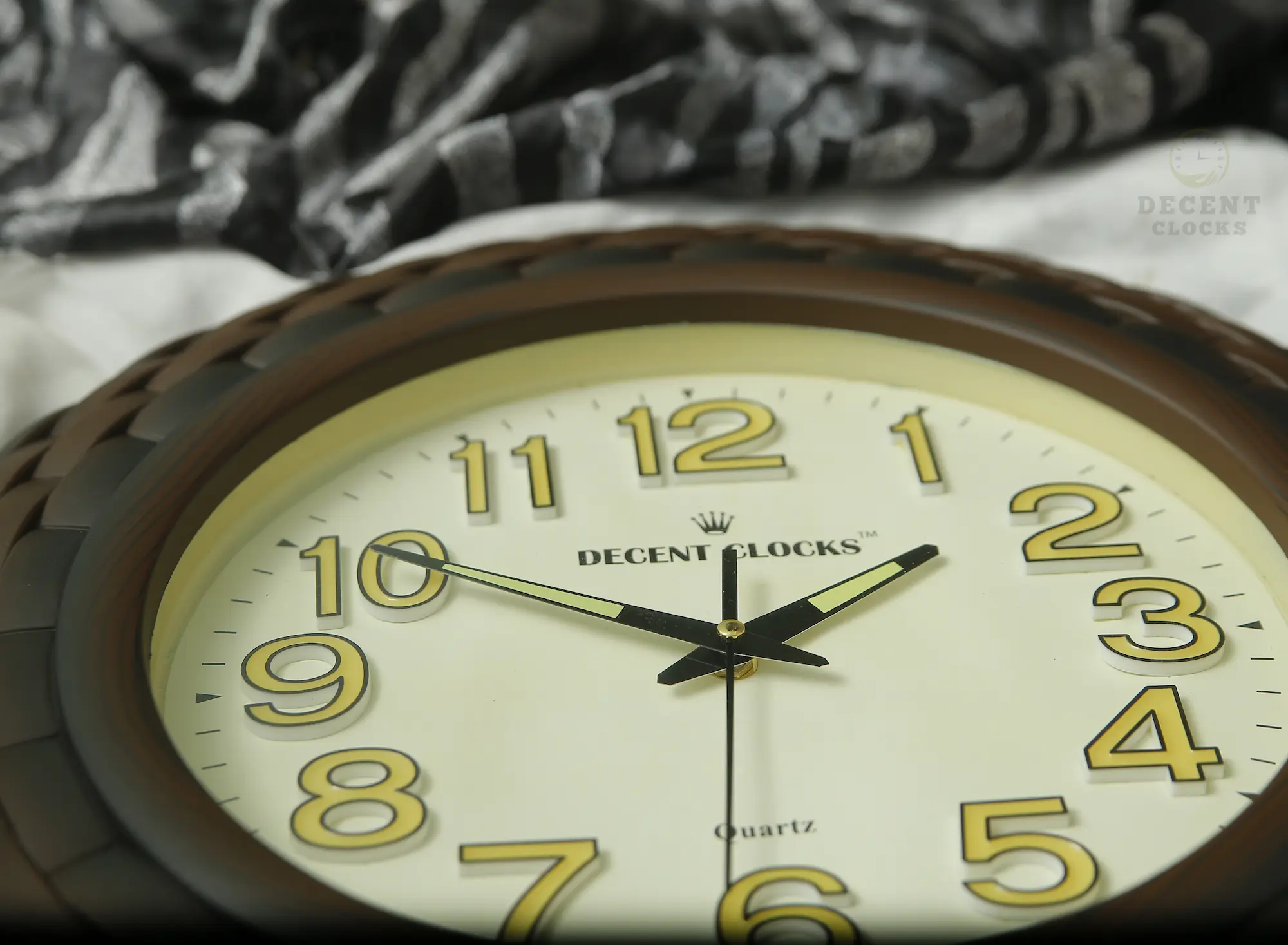 Cream & Brown Glowing Clock 🕰️ - Image 5